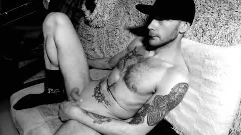 Snapshot of unlitimnaughty_ chatting on 02-23-26, 03:26 unlitimnaughty_ online show from 02-23-26, 03:26