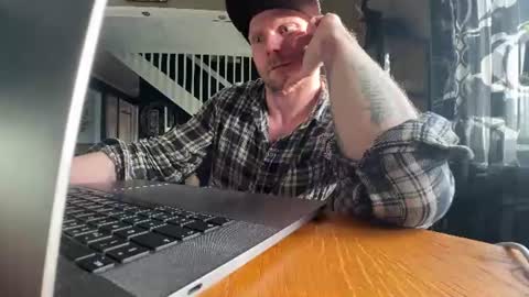 Snapshot of unlitimnaughty_ chatting on 06-14-26, 02:46 unlitimnaughty_ online show from 06-14-26, 02:46