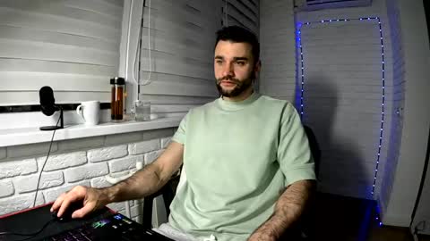 SlavaVibes online show from 04-17-26, 06:55