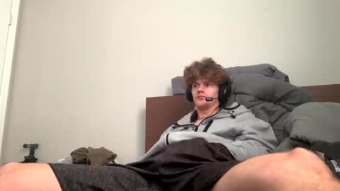 Snapshot of unverifiedbwc chatting on 01-29-25, 02:32 Stepbro online show from 01-29-25, 02:32