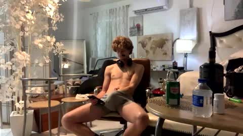 Snapshot of unverifiedbwc chatting on 02-01-25, 02:02 Stepbro online show from 02-01-25, 02:02