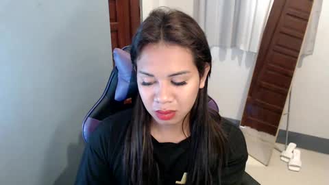 Vee online show from 01-10-25, 02:25