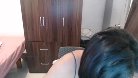 Vee online show from 03-06-26, 08:22