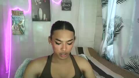 Snapshot of ur_dazzlingmorenaxx chatting on 04-21-26, 01:53 ur_dazzlingmorenaxx online show from 04-21-26, 01:53