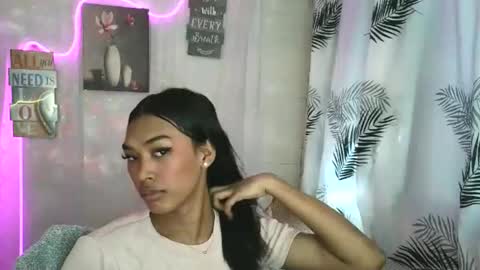 Snapshot of ur_dazzlingmorenaxx chatting on 05-04-26, 02:18 ur_dazzlingmorenaxx online show from 05-04-26, 02:18