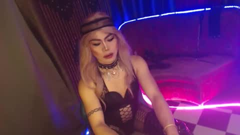 MISS ANNA online show from 01-16-26, 11:53