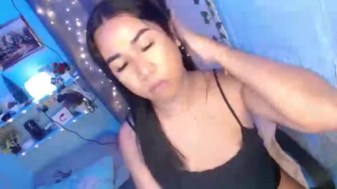 Snapshot of ur_hot_tommiexx chatting on 02-28-26, 11:55 jennie online show from 02-28-26, 11:55