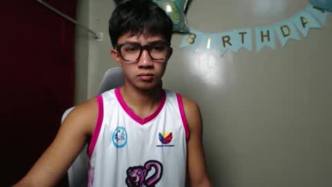Snapshot of ur_hottestjonny chatting on 06-03-26, 09:42 jonny online show from 06-03-26, 09:42