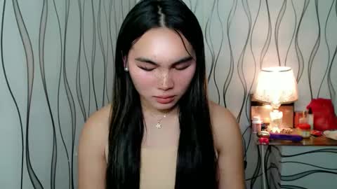 QUEENSY online show from 11-07-25, 01:22