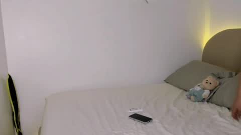 Veronica Lodge online show from 03-29-26, 09:31