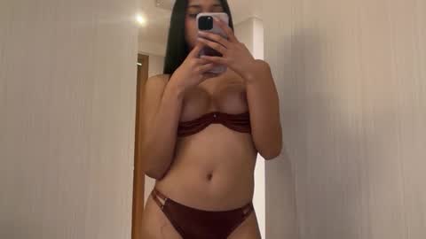 Veronica Lodge online show from 04-20-26, 05:16