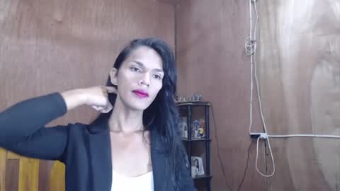 Snapshot of ur_prescious_xxx chatting on 05-15-26, 12:23 Ur Lovely Pricious online show from 05-15-26, 12:23
