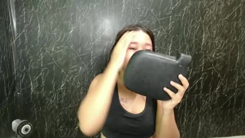ur_prettychelsie18 online show from 05-16-26, 09:17
