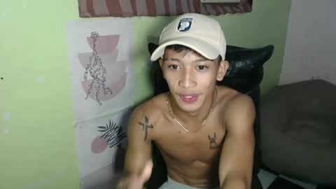 Snapshot of ur_raffy chatting on 02-16-25, 12:30 ur_raffy online show from 02-16-25, 12:30