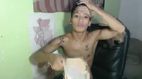 Snapshot of ur_raffy chatting on 02-17-25, 04:20 ur_raffy online show from 02-17-25, 04:20