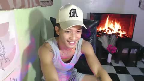 Snapshot of ur_raffy chatting on 02-20-25, 11:54 ur_raffy online show from 02-20-25, 11:54