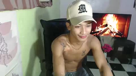 Snapshot of ur_raffy chatting on 02-21-25, 02:38 ur_raffy online show from 02-21-25, 02:38