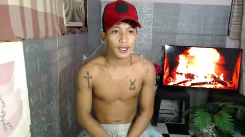 Snapshot of ur_raffy chatting on 02-27-25, 11:15 ur_raffy online show from 02-27-25, 11:15