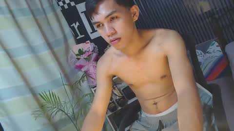 ur_shan21 online show from 04-19-26, 04:06