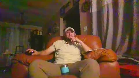 ur_zaddy4now online show from 02-03-25, 04:14