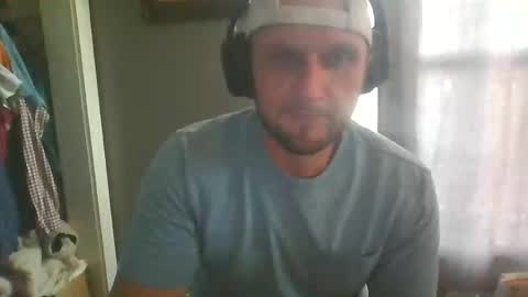 ur_zaddy4now online show from 12-19-25, 08:27