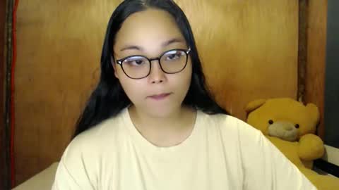 Snapshot of urasian_hotchix69 chatting on 09-12-25, 09:42 Lycah online show from 09-12-25, 09:42