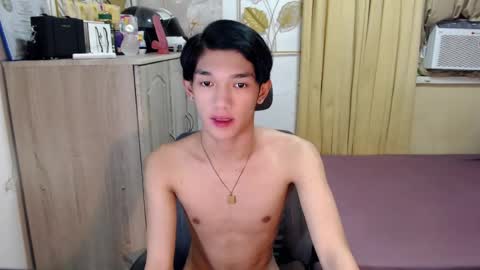 Snapshot of urasian_john20 chatting on 07-18-26, 09:24 urasian_john20 online show from 07-18-26, 09:24