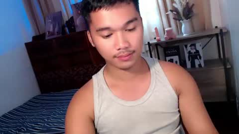 Snapshot of urasian_jpxx chatting on 06-15-26, 01:35 JAMES online show from 06-15-26, 01:35