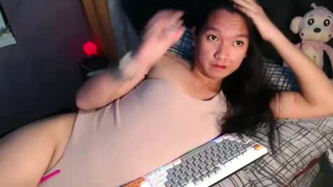 NEWRA  ALLISON online show from 02-23-26, 07:50