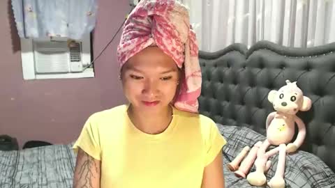 NEWRA  ALLISON online show from 04-01-26, 04:02