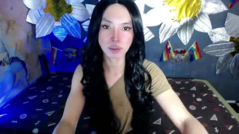 Snapshot of urasian_slut_yana chatting on 07-10-26, 06:50 yana online show from 07-10-26, 06:50