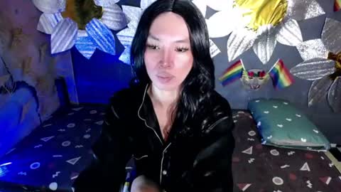 Snapshot of urasian_slut_yana chatting on 07-11-26, 01:41 yana online show from 07-11-26, 01:41