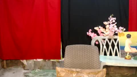 Diane online show from 02-20-26, 05:48