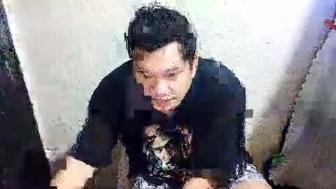 Snapshot of urasianguy90 chatting on 02-10-26, 09:24 carlo online show from 02-10-26, 09:24