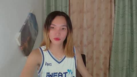 Snapshot of urasianharaxxx chatting on 12-17-24, 12:54 urasianharaxxx online show from 12-17-24, 12:54