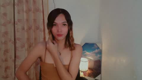 Snapshot of urasianharaxxx chatting on 12-21-24, 08:43 urasianharaxxx online show from 12-21-24, 08:43