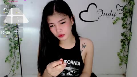Snapshot of urasianpinayjudyxxx chatting on 03-12-25, 07:57 urasianpinayjudyxxx online show from 03-12-25, 07:57