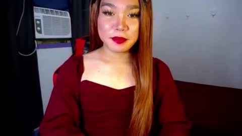 Snapshot of urasiansweet_cummer chatting on 02-15-25, 10:31 KENDRA online show from 02-15-25, 10:31