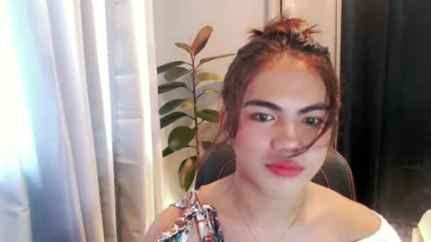 Snapshot of urbaby_anthony chatting on 06-28-26, 06:41 urbaby_anthony online show from 06-28-26, 06:41
