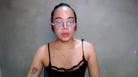 Snapshot of urbabydollx16 chatting on 06-19-26, 02:21 urbabydollx16 online show from 06-19-26, 02:21