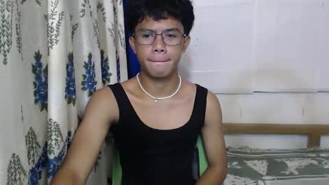 Snapshot of urbbyjosh chatting on 01-05-25, 04:14 joshua online show from 01-05-25, 04:14