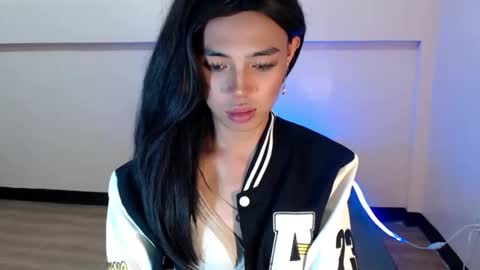 Miss alexa online show from 04-21-26, 07:36