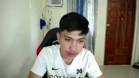 Dannie online show from 12-23-25, 02:53