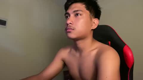 Snapshot of urcuteguy_jhonx chatting on 01-19-26, 05:44 Dannie online show from 01-19-26, 05:44