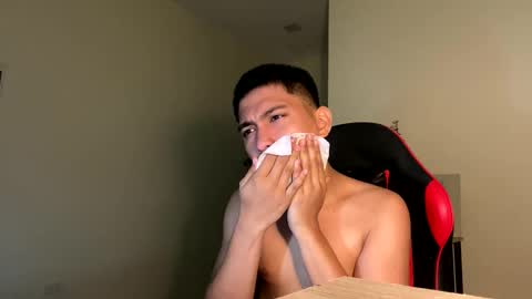 Snapshot of urcuteguy_jhonx chatting on 02-22-26, 07:40 Dannie online show from 02-22-26, 07:40