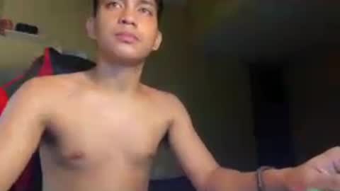 Snapshot of urcuteguy_jhonx chatting on 07-14-26, 10:04 Dannie online show from 07-14-26, 10:04