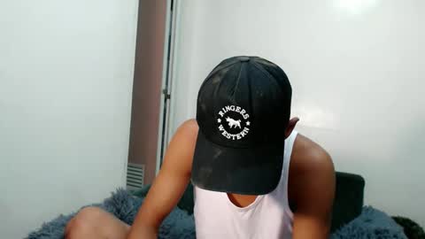 Snapshot of urdreamboy_clarin chatting on 06-07-26, 07:45 urdreamboy_clarin online show from 06-07-26, 07:45