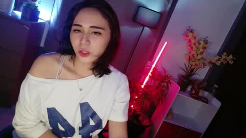 Snapshot of urfave_bbgirl chatting on 04-24-26, 12:18 urfave_bbgirl online show from 04-24-26, 12:18