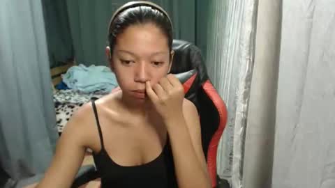 Snapshot of urgirlyflor chatting on 02-03-26, 11:04 BB online show from 02-03-26, 11:04