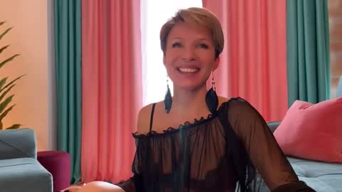 Jenny online show from 10-27-25, 11:03